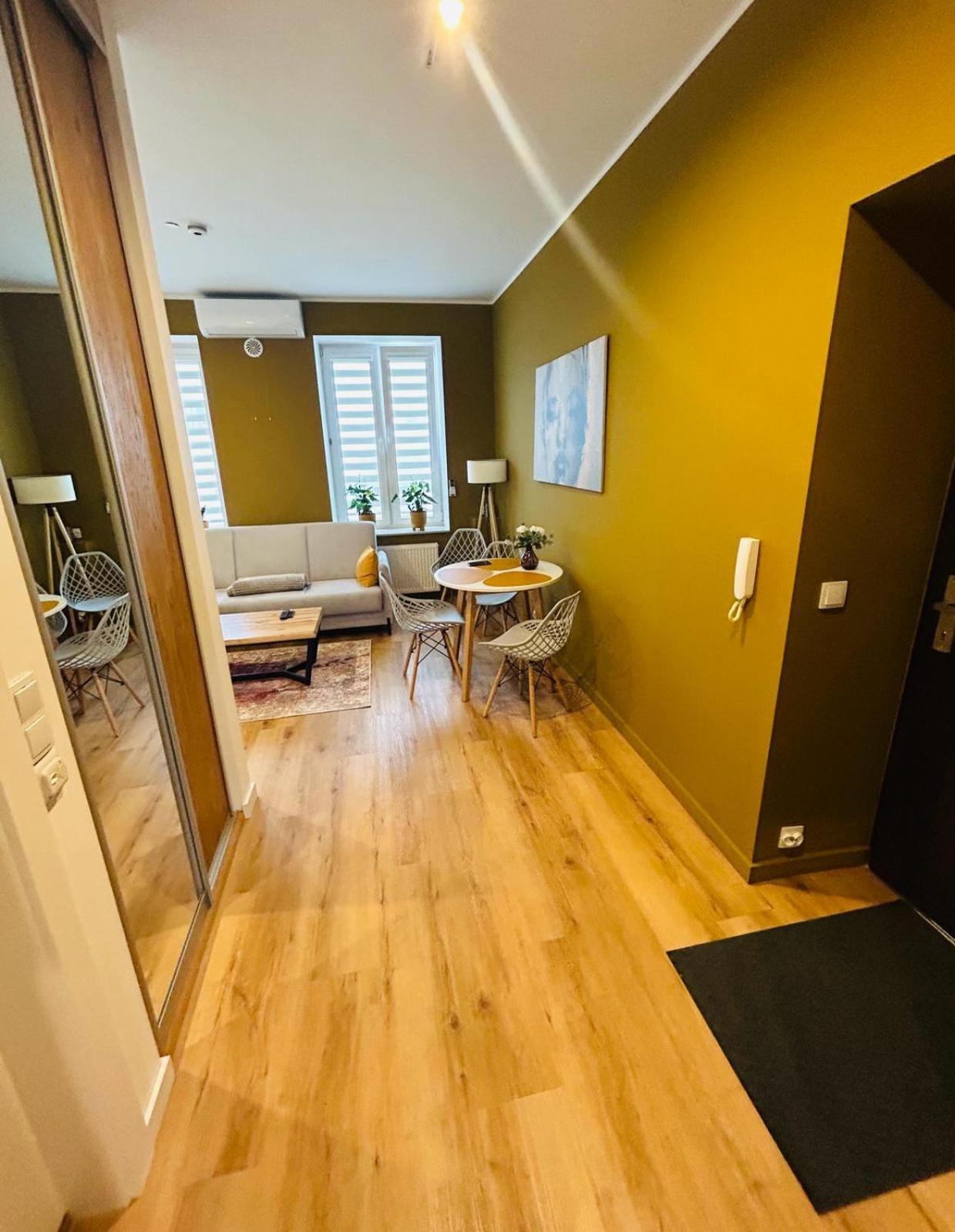 Apartment Targowa L11 Lublin Buitenkant foto