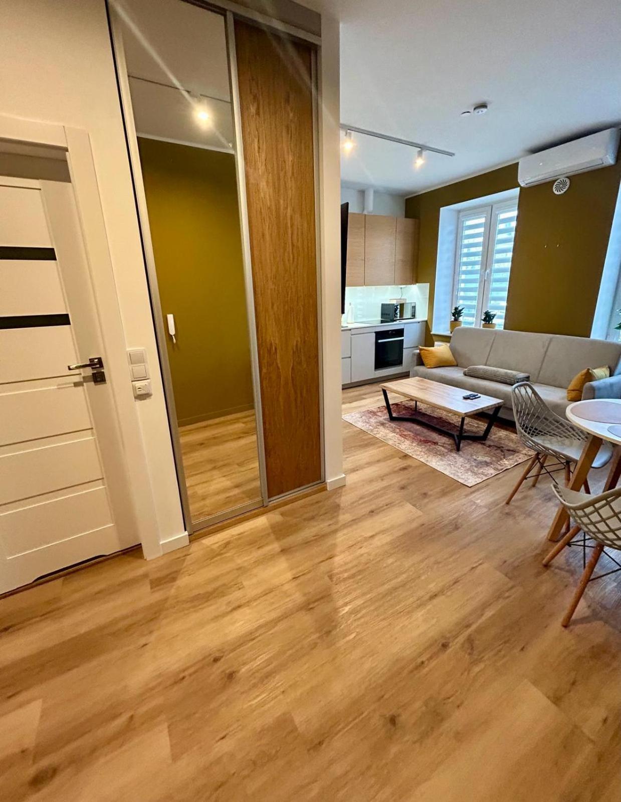 Apartment Targowa L11 Lublin Buitenkant foto