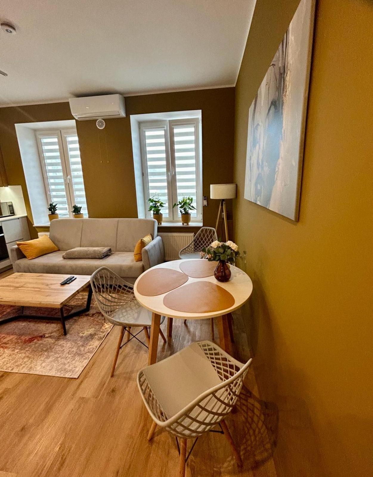 Apartment Targowa L11 Lublin Buitenkant foto